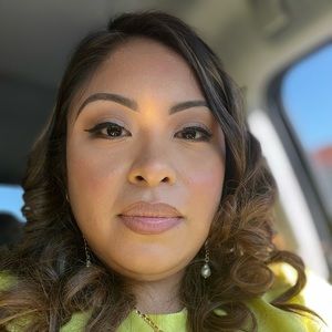 Meet your Posher, Isamar